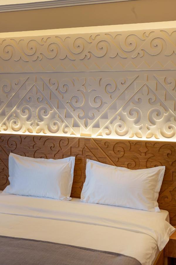 Dami Almaty Hotel エクステリア 写真